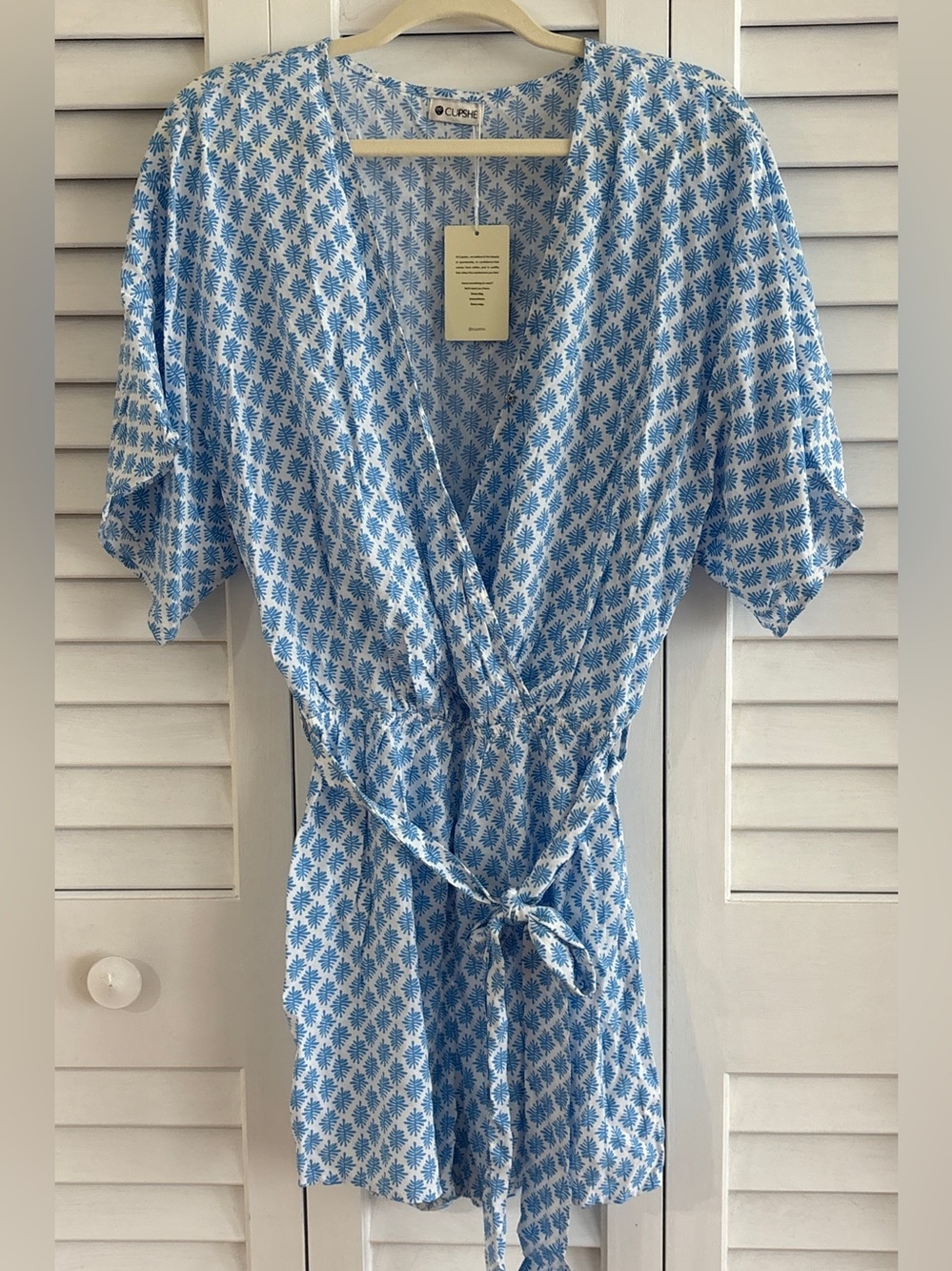 Cupshe Perspective Ornate Romper Blue and White Print Wrap Bust Shorts Romper S - Picture 2 of 15